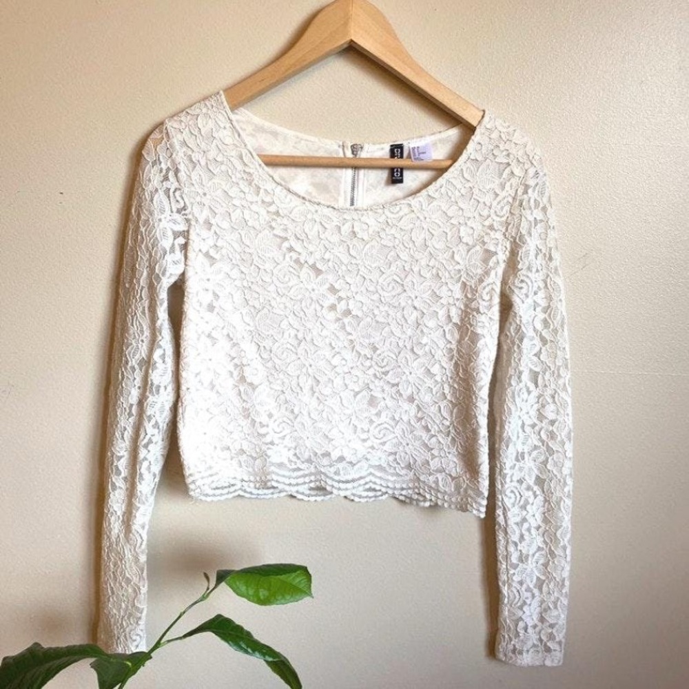 Forever 21 lace Top